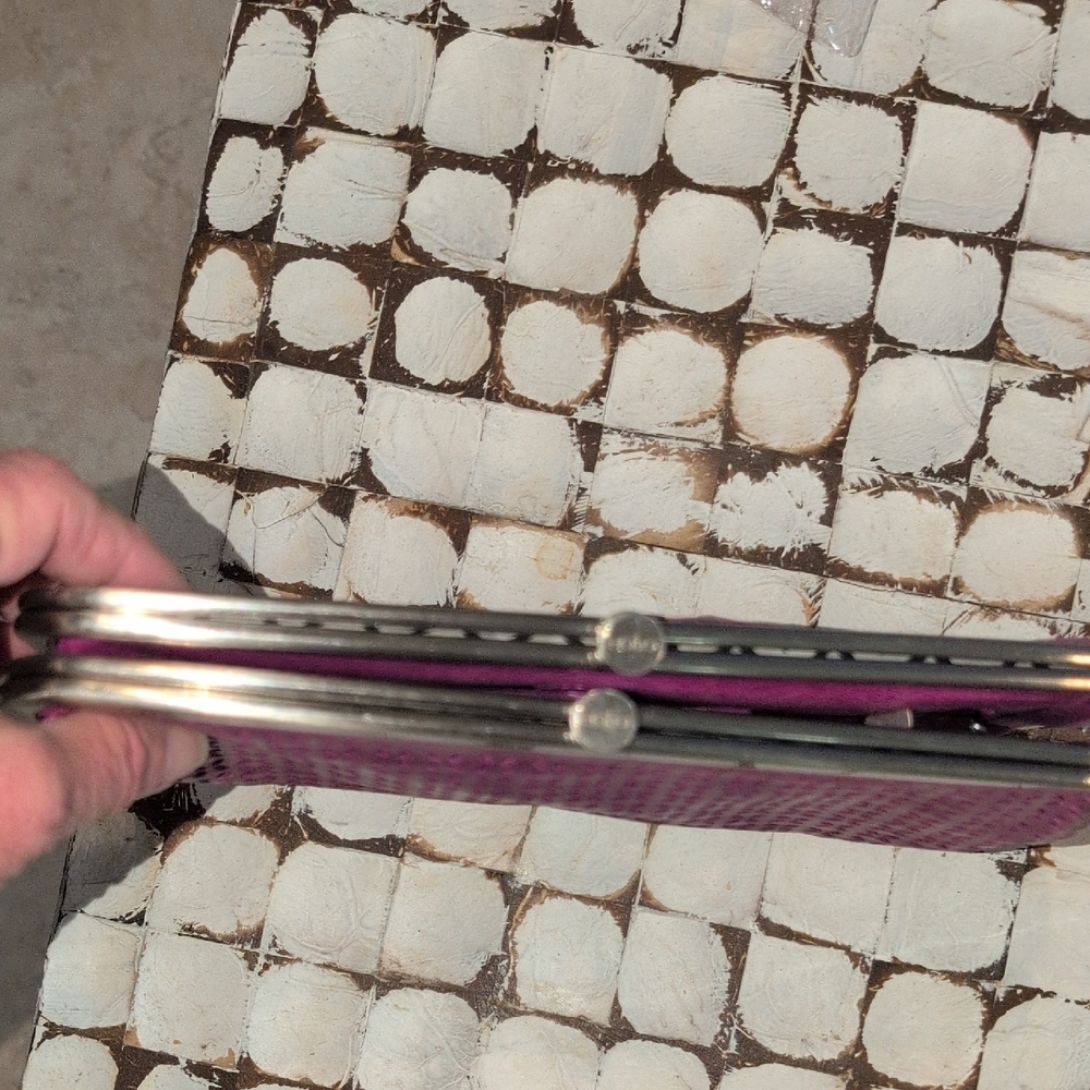 HOBO Magenta (Purple) Perforated Leather Kiss-Lock Clutch Or Wallet - Picture 5 of 14